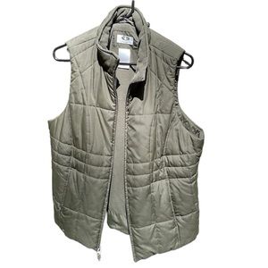 Women’s Green Zip-up Vest size 1x- Athletic Works
